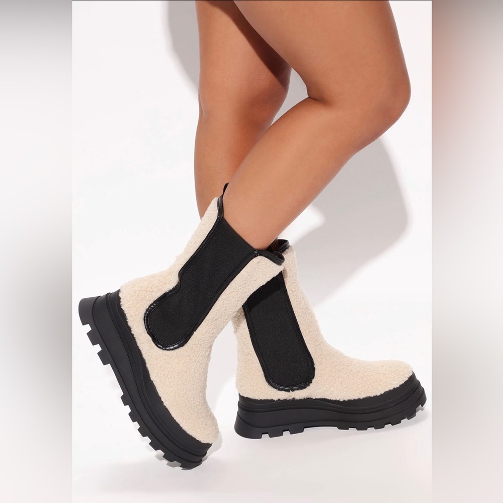 Sherpa Booties